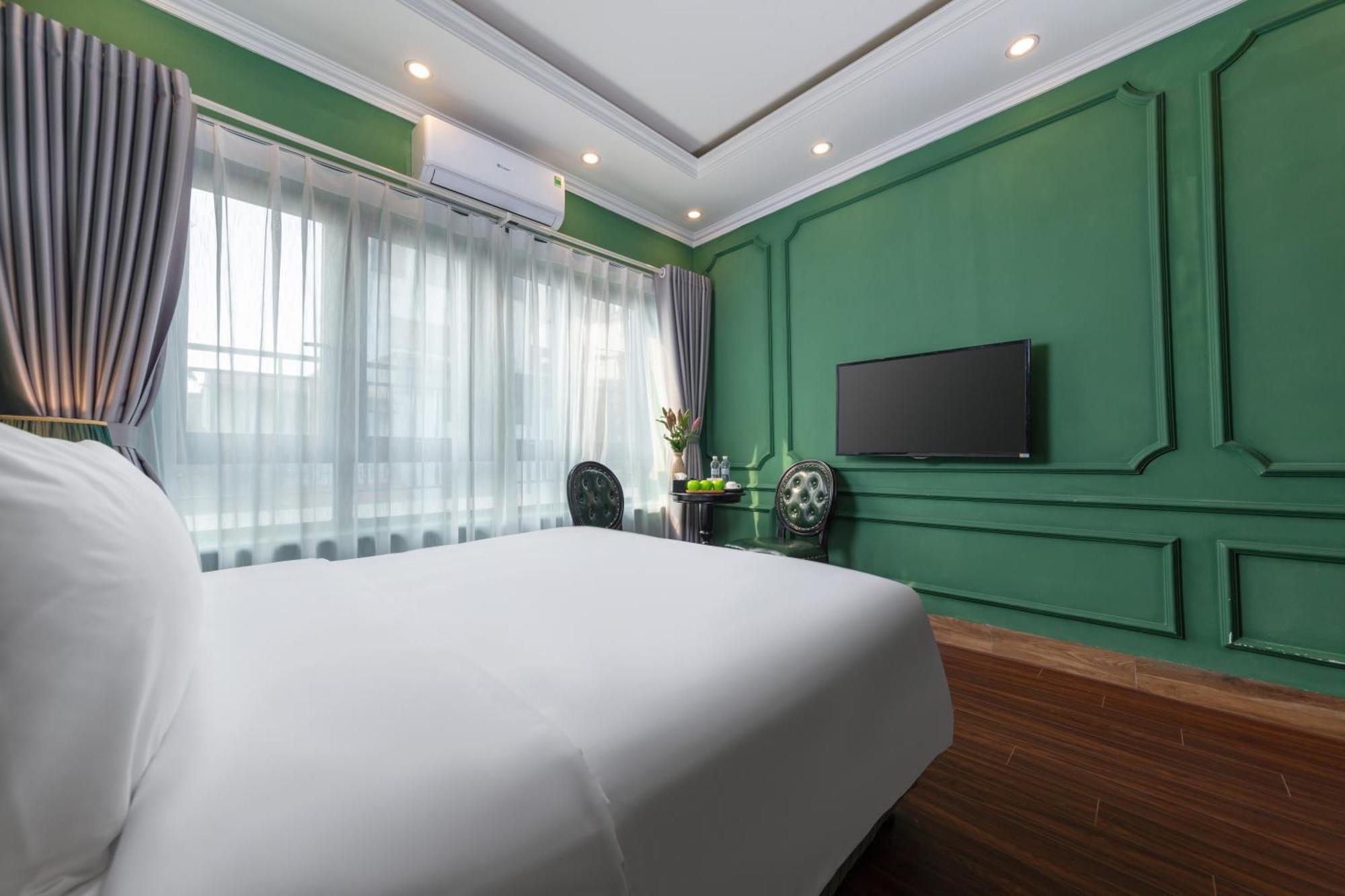 Madelise Adora Hotel & Travel Hanoi Buitenkant foto